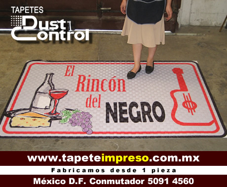 Tapete de entrada con publicidad impresa
